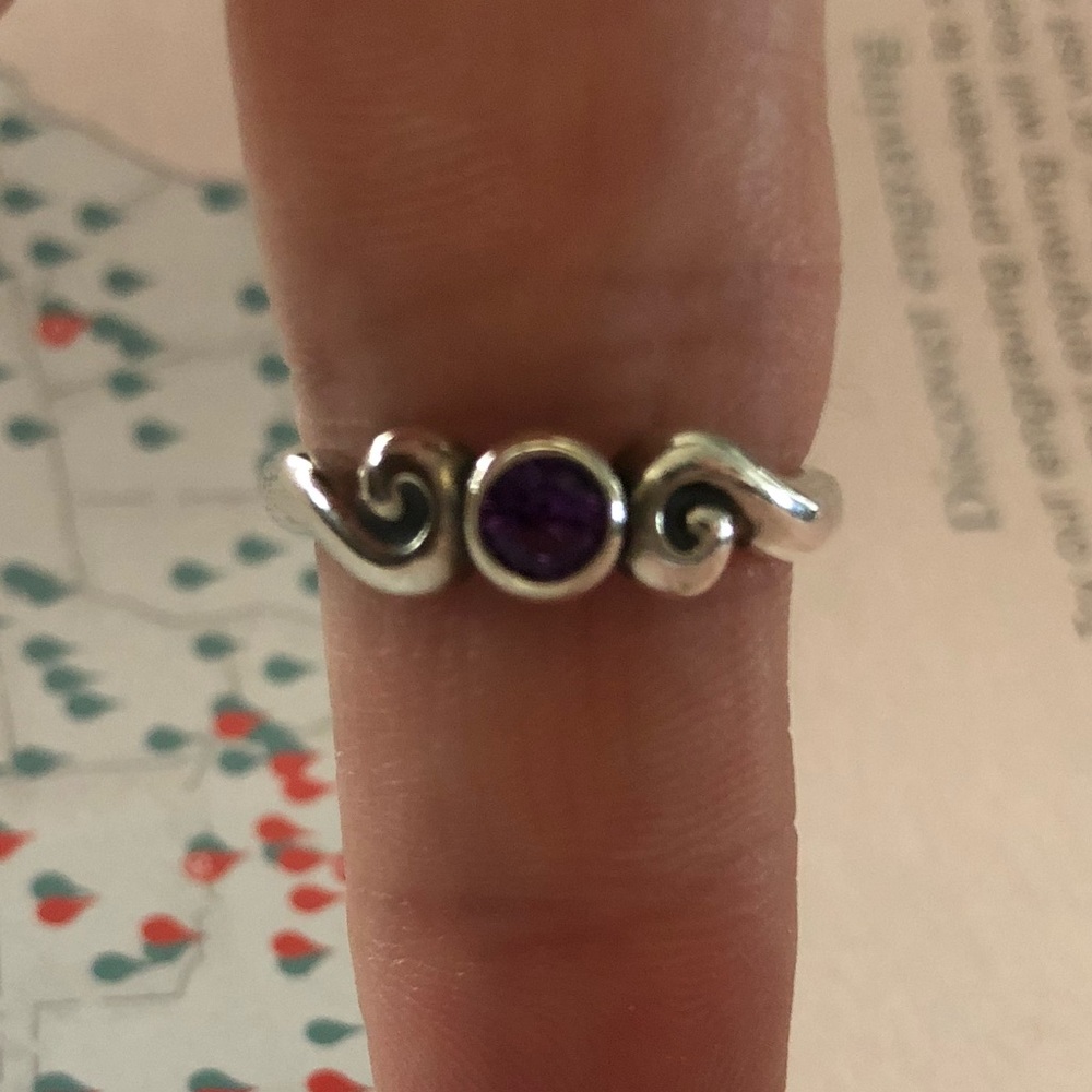 Retired James Avery amethyst ring-size 7